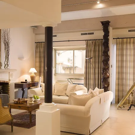 D'estelle Apartmanhotel 4*