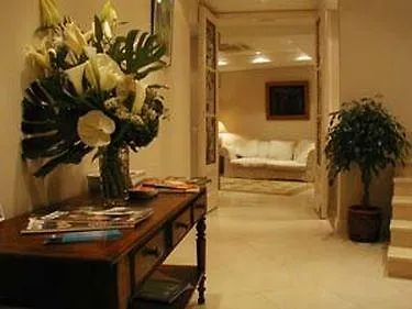 埃斯特尔别墅酒店 4*