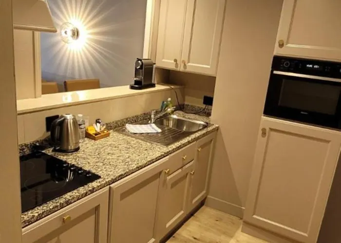 埃斯特尔别墅酒店 公寓式酒店