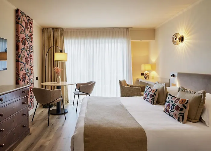 埃斯特尔别墅酒店 4* 戛纳