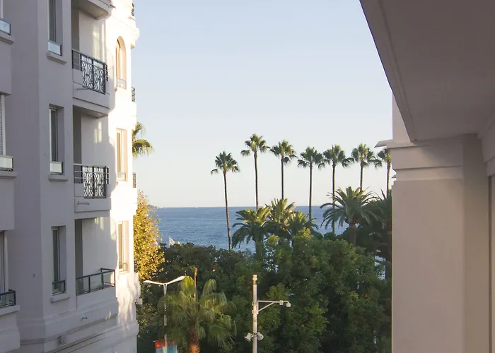 埃斯特尔别墅酒店 戛纳