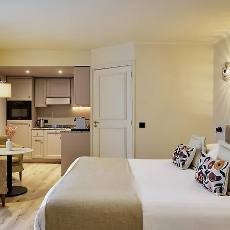 Aparthotel D'estelle
