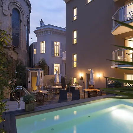 Aparthotel D'estelle 4*