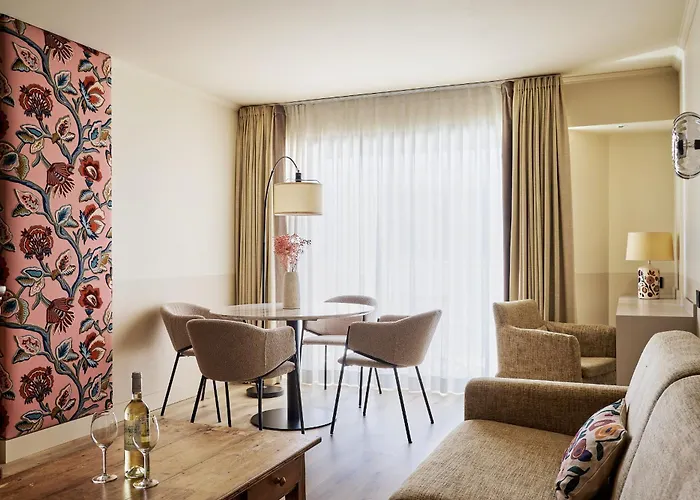 Aparthotel D'estelle 4*