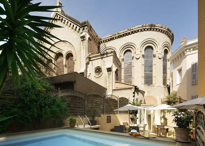 Aparthotel D'estelle Cannes