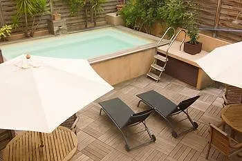 D'estelle Apartmanhotel